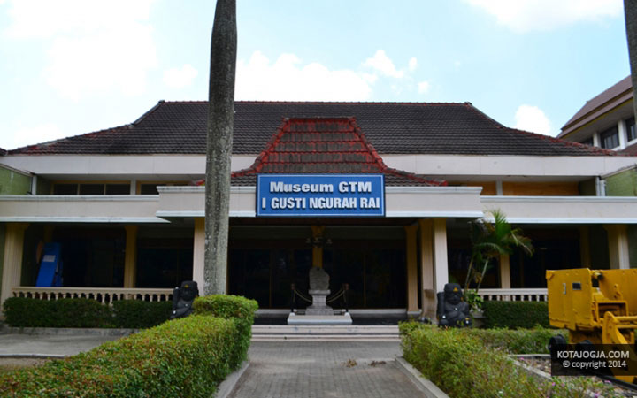 Foto Museum Geoteknologi Mineral UPN